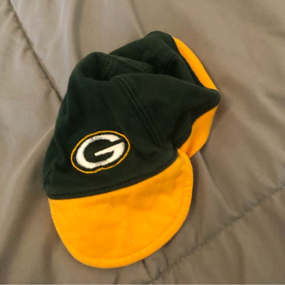 Sale!🏈Infant Packer clothes bundle. Items are 0-9 months. Like new or brand new. - Picture 5 of 10